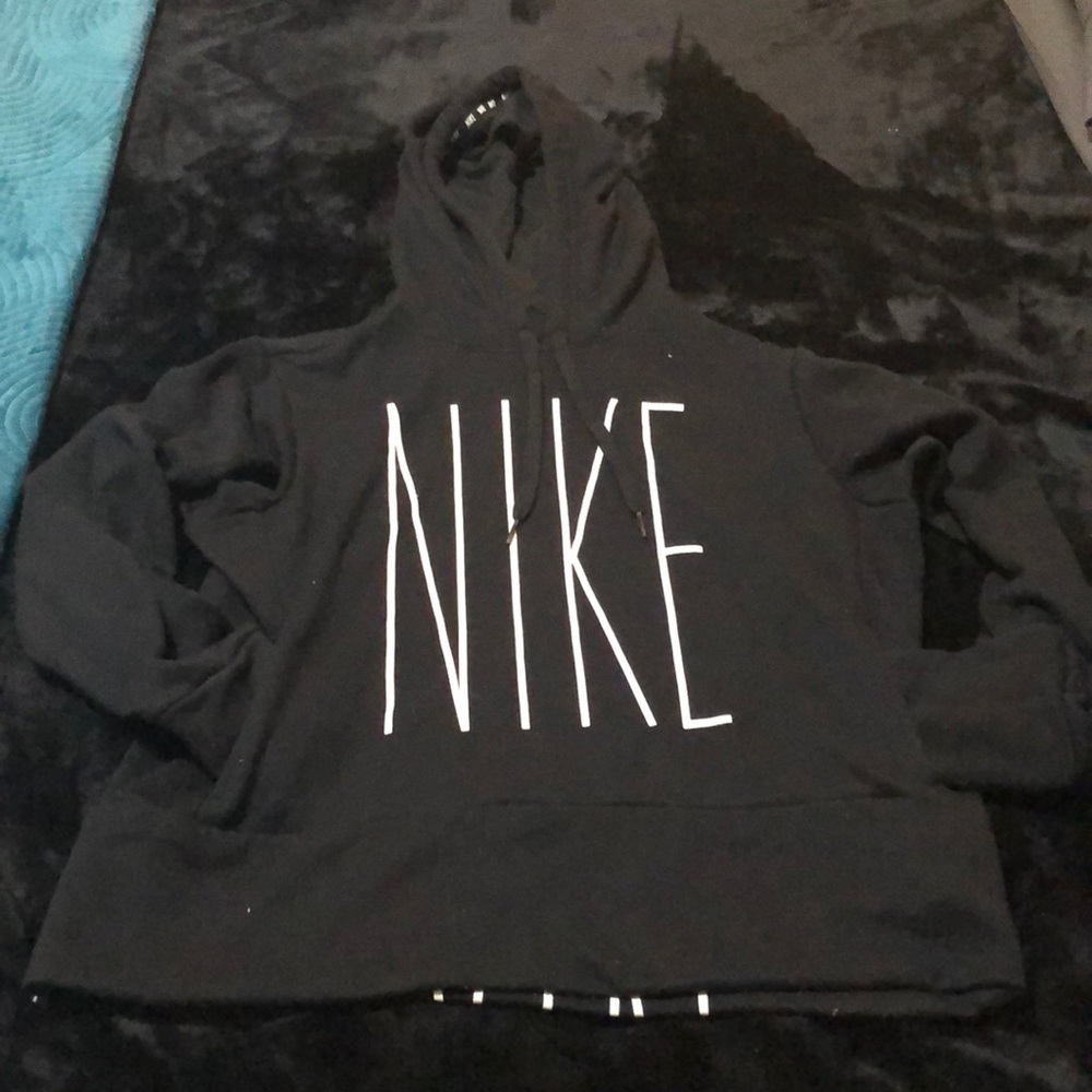 Nike Woman’s Hooded Sweater